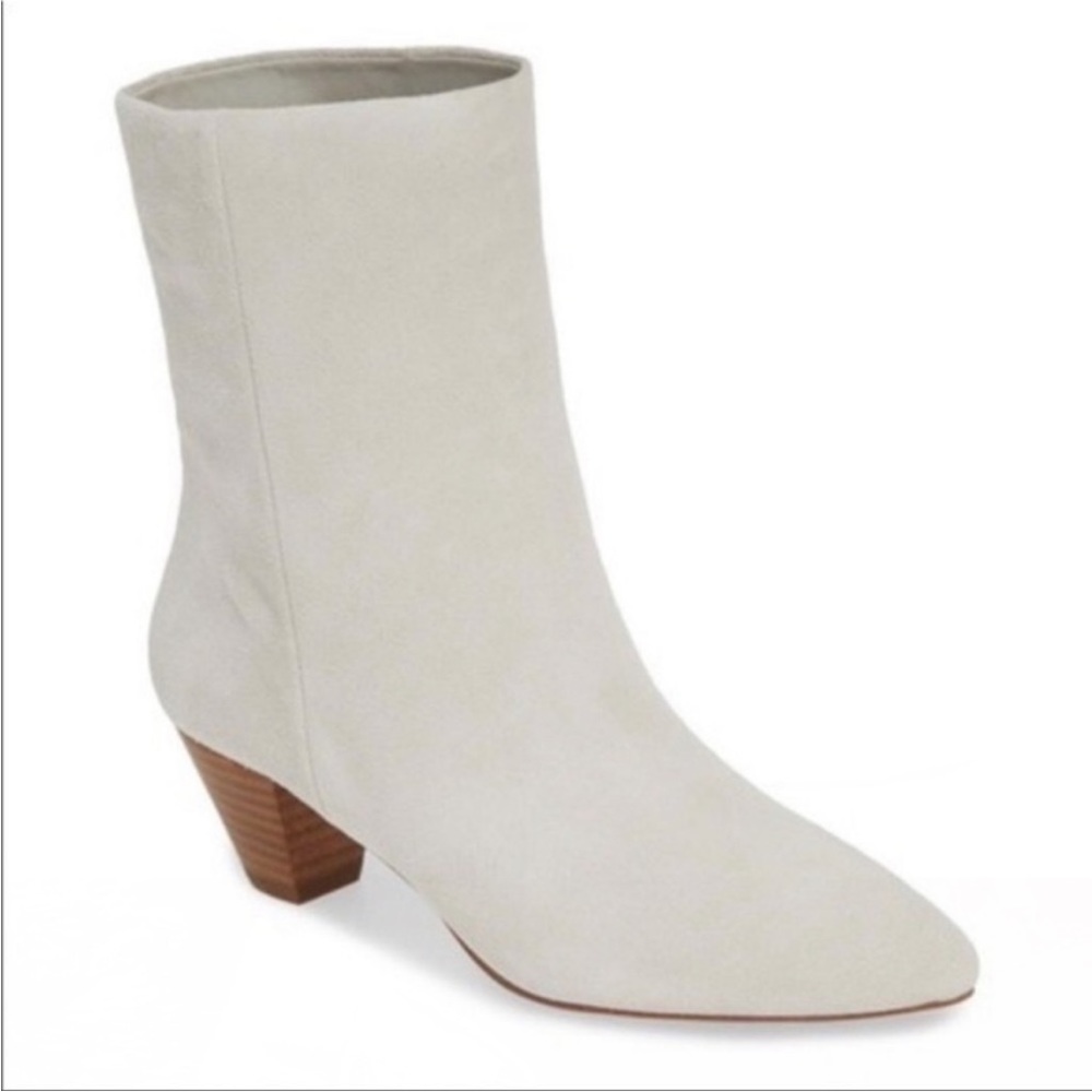 Something Navy White Suede Boots W9.5
